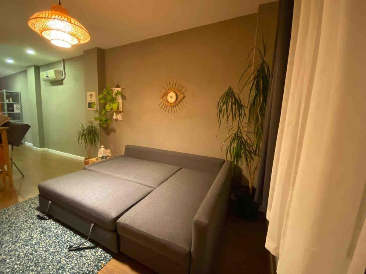 Cosy Flat With A Garden In Central Kadikoy Κωνσταντινούπολη Εξωτερικό φωτογραφία